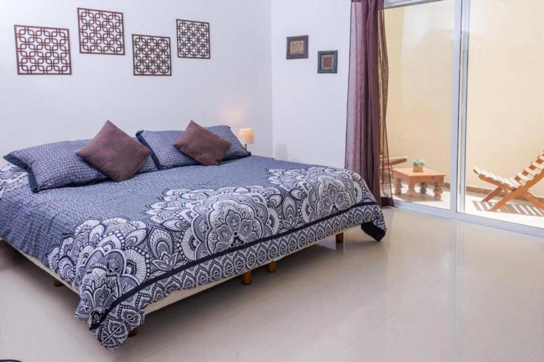 Modern Condo, Just Steps To Mamitas & 5th Apartment Playa del Carmen