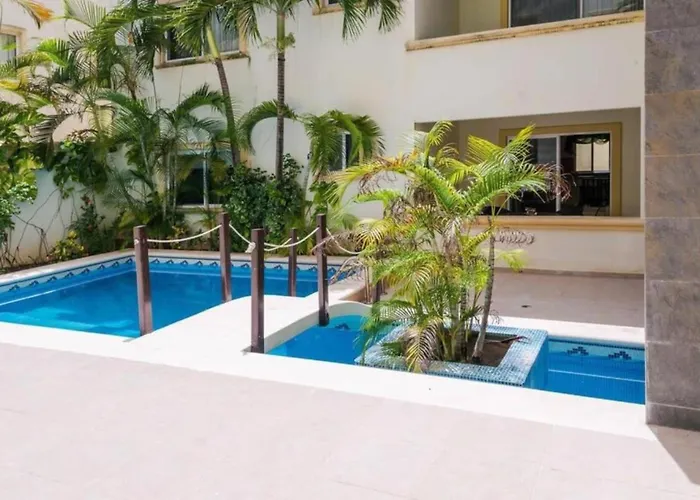 Modern Condo, Just Steps To Mamitas Beach & 5Th